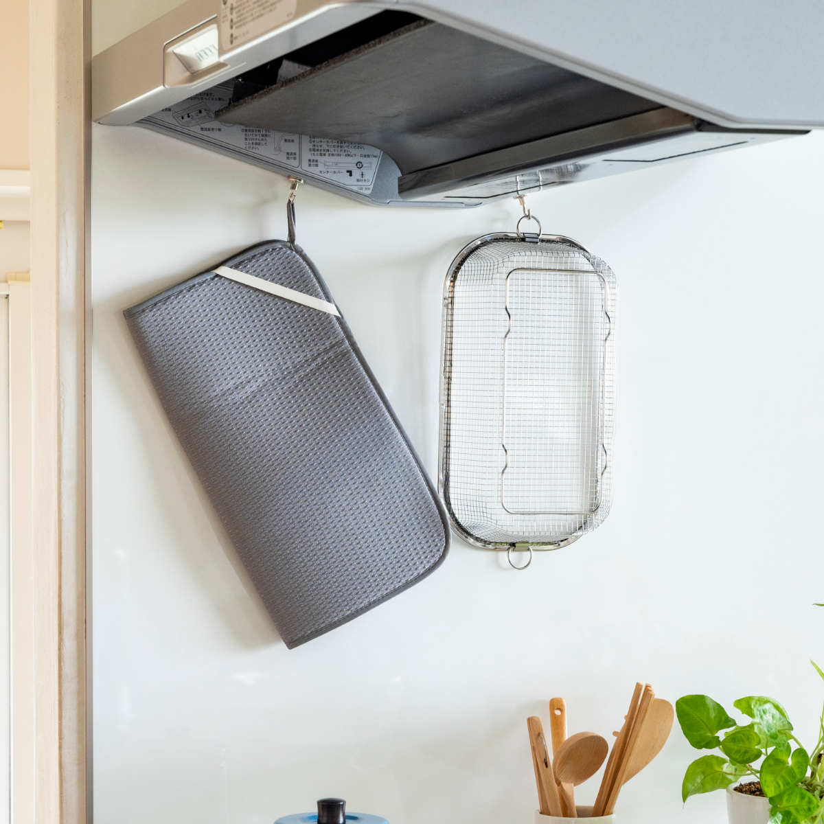 ビーワーススタイル すっきり暮らすセット 深型 水切りマット付き ( 水切りラック 日本製 ステンレス 水切りかご 水切り シンク上 食洗機対応 水切りカゴ 燕三条 水切りバスケット ざる ザル コンパクト )