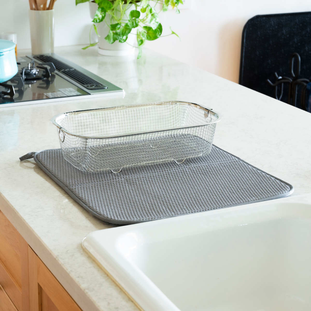 ビーワーススタイル すっきり暮らすセット 深型 水切りマット付き ( 水切りラック 日本製 ステンレス 水切りかご 水切り シンク上 食洗機対応 水切りカゴ 燕三条 水切りバスケット ざる ザル コンパクト )