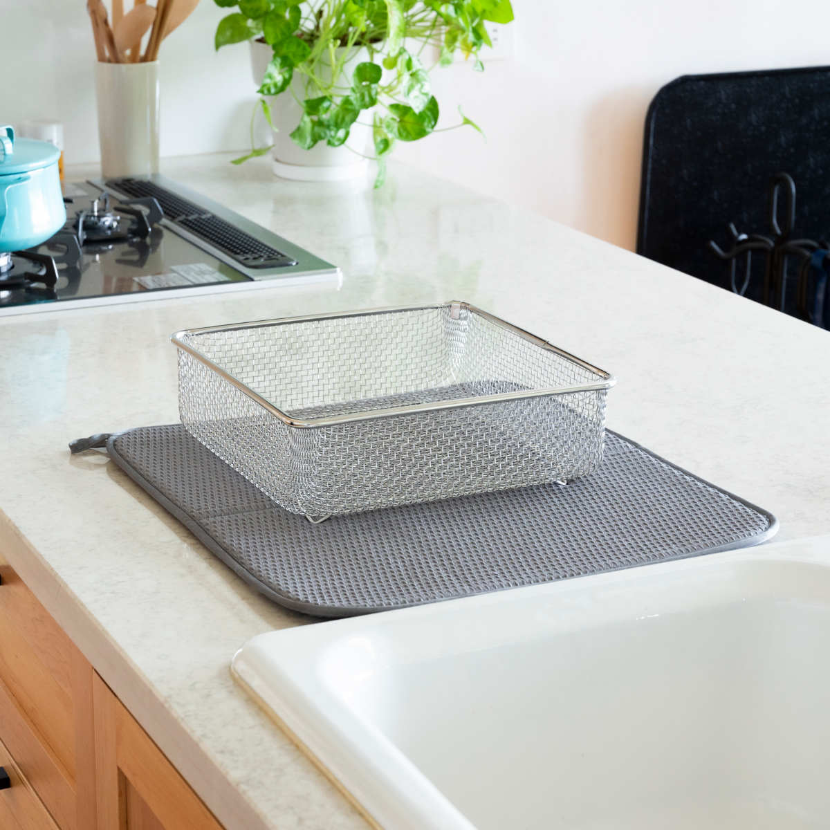 ビーワーススタイル すっきり暮らすセット スクエア 水切りマット付き ( 水切りラック 日本製 ステンレス 水切りかご 水切り シンク上 食洗機対応 水切りカゴ 燕三条 水切りバスケット ざる ザル コンパクト )