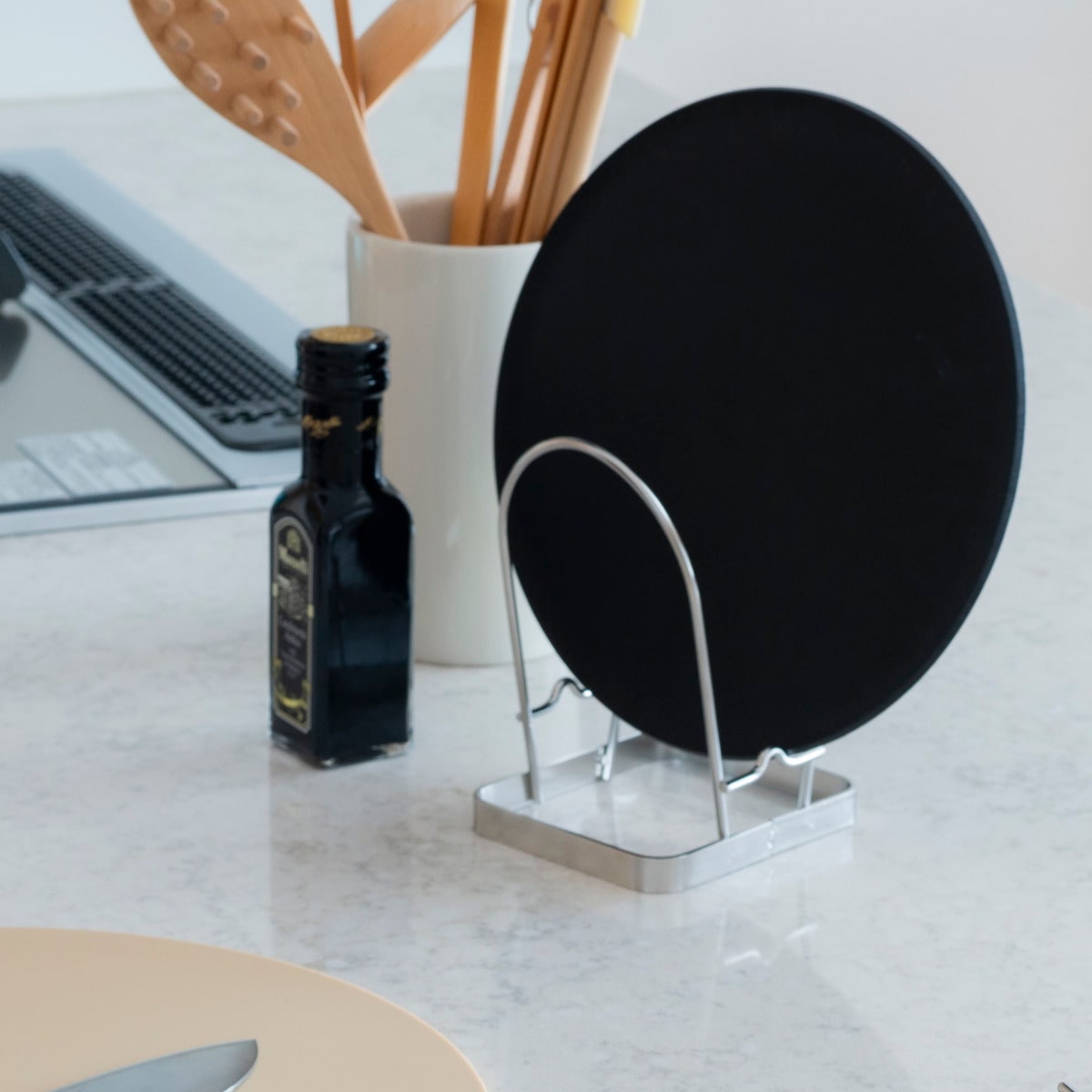 ビーワーススタイル すっきり暮らす まな板スタンド ( ステンレス まな板立て まないた立て 日本製 水切り 鍋蓋スタンド 食洗機対応 まな板ラック まな板置き まな板 俎板 まないた 立て スタンド ラック 2枚 )