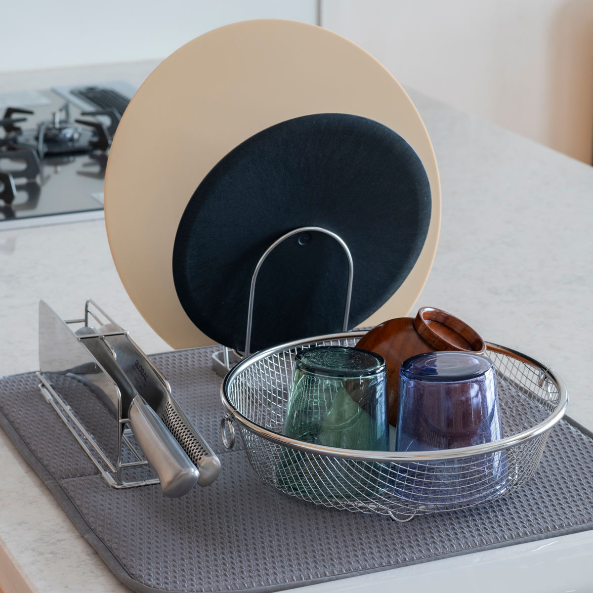 ビーワーススタイル すっきり暮らす まな板スタンド ( ステンレス まな板立て まないた立て 日本製 水切り 鍋蓋スタンド 食洗機対応 まな板ラック まな板置き まな板 俎板 まないた 立て スタンド ラック 2枚 )