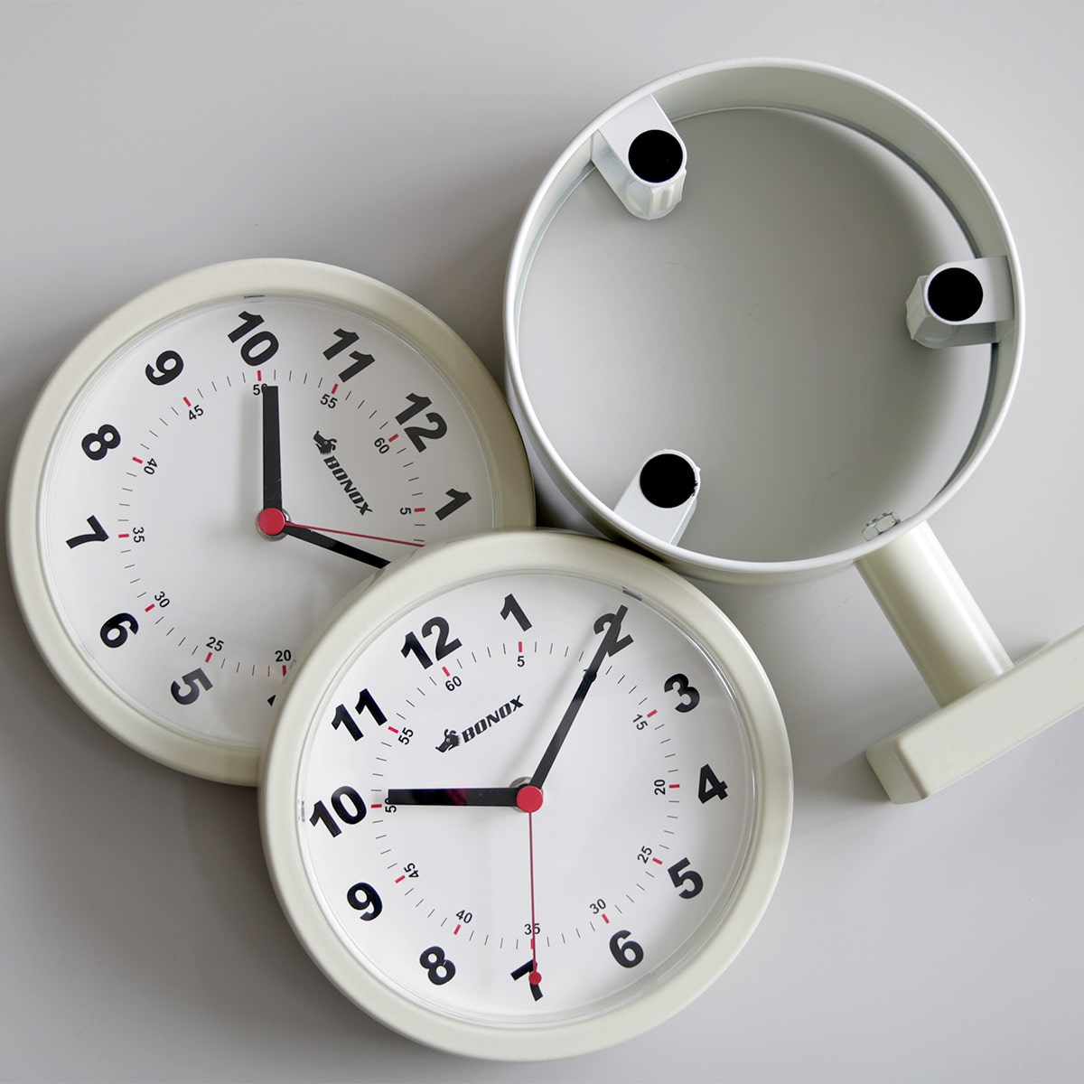 掛け時計 ダルトン DULTON ダブルフェイスクロック ( 壁掛け時計 インテリア ウォールクロック 部屋 壁掛時計 とけい アナログ おしゃれ 電池式 ステップ秒針 角度 自由 オフィス ステーションクロック 両面時計 ) 【アイボリー】 アイボリー