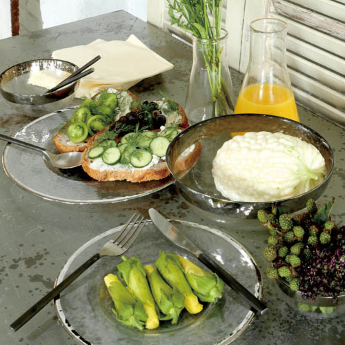 スプーン 19.5cm ディナースプーン VANDULE CUTLERY ステンレス ( カトラリー テーブルスプーン 洋食器 デザートスプーン 食事 メイン料理 シチュー ご飯 オムライス ステンレス製 スリム シンプル おしゃれ )