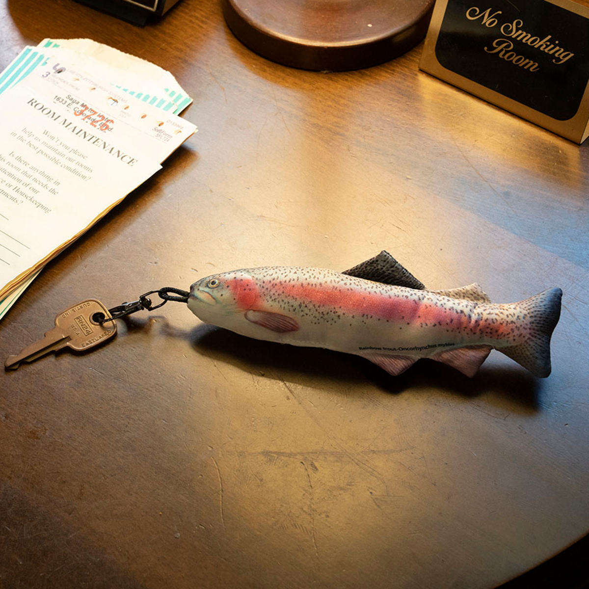 キーホルダー ダルトン LITTLE FISHES 魚 フィッシュ ソフトタイプ ( DULTON キーリング さかな グッズ 雑貨 リアル 釣り好き プレゼント おもしろ ストラップ キーチェーン バッグチャーム 車 家 自転車 キー 鍵 通勤 通学 ) 【サーモン】 サーモン