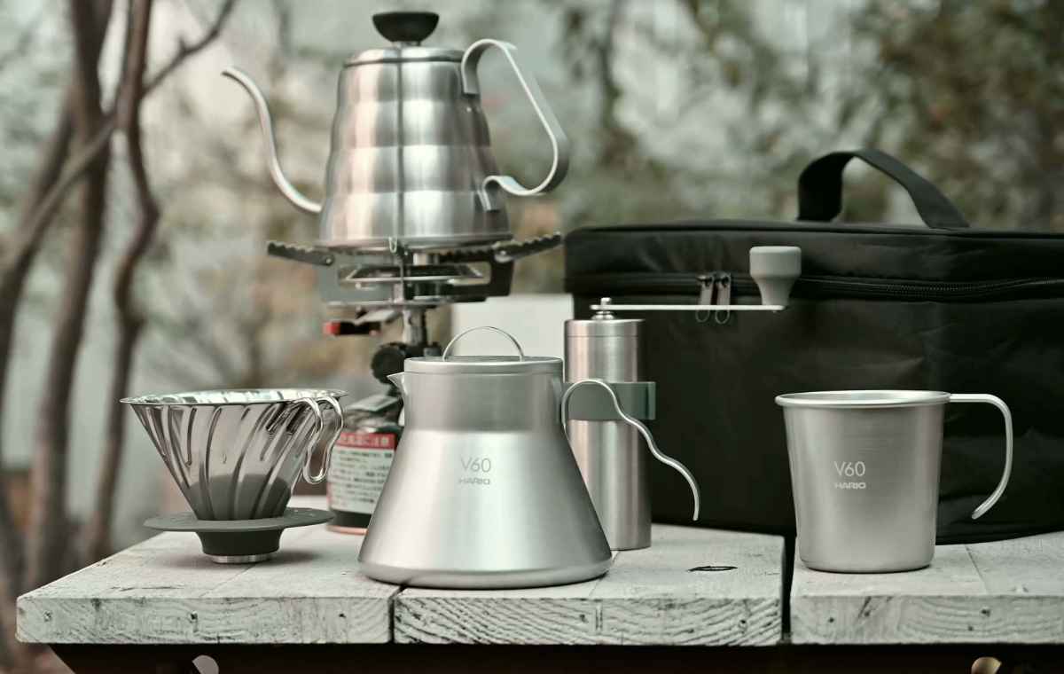 ハリオ メタルコーヒーサーバー V60 500ml ステンレス O-VCSM-50-HSV ( HARIO コーヒーサーバー 直火 コーヒーポット ティーポット アウトドア 自宅 家 コーヒー 珈琲 紅茶 お茶 三角 キャンプ おしゃれ )