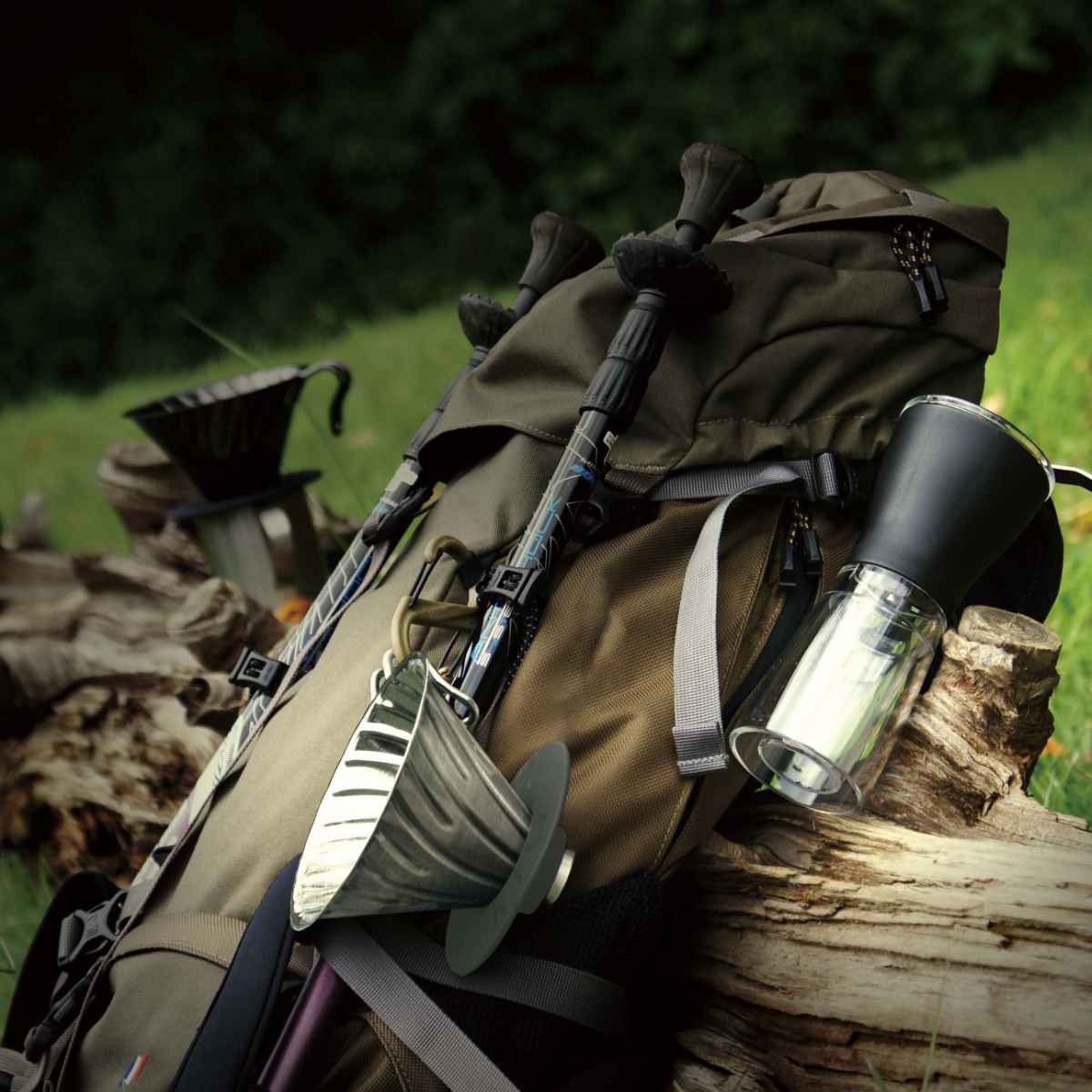 ハリオ メタルドリッパー V60 1~4杯用 ステンレス O-VDM-02-HSV ( HARIO コーヒードリッパー コーヒーブリューワー ステンレスドリッパー アウトドア 自宅 家 コーヒー 珈琲 ハンドドリップ 円錐 おしゃれ 日本製 )