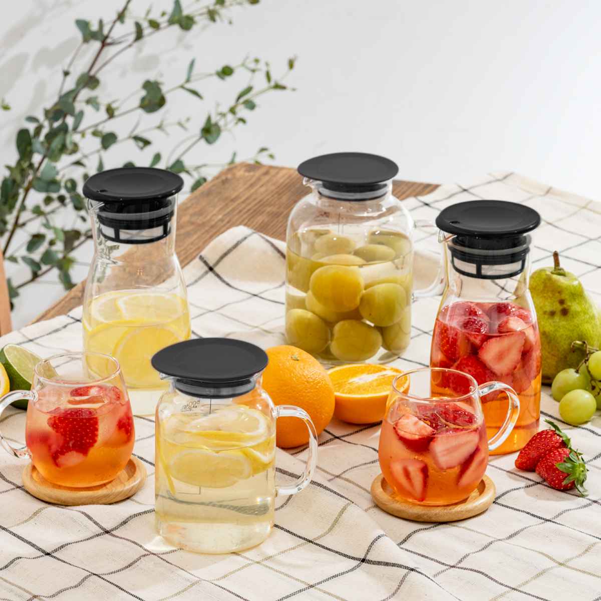ハリオ 保存容器 1L ビネガーズフルーツポット1000 ( HARIO 耐熱ガラス ガラス ピッチャー 冷水筒 電子レンジ対応 食洗機対応 メモリ付き レシピ付き 冷水ポット フルーツビネガー 果実酒 ビネガードリンク 1000ml )
