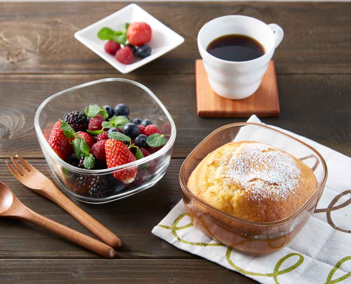 ハリオ 保存容器 250ml 600ml 耐熱ガラス製保存容器 角型 3個セット ( HARIO 耐熱ガラス ガラス 電子レンジ対応 食洗機対応 オーブン対応 日本製 耐熱容器 保存 容器 食品保存 ガラス容器 キャニスター ガラス保存容器 0.25L 0.6L ) 【ホワイト】 ホワイト