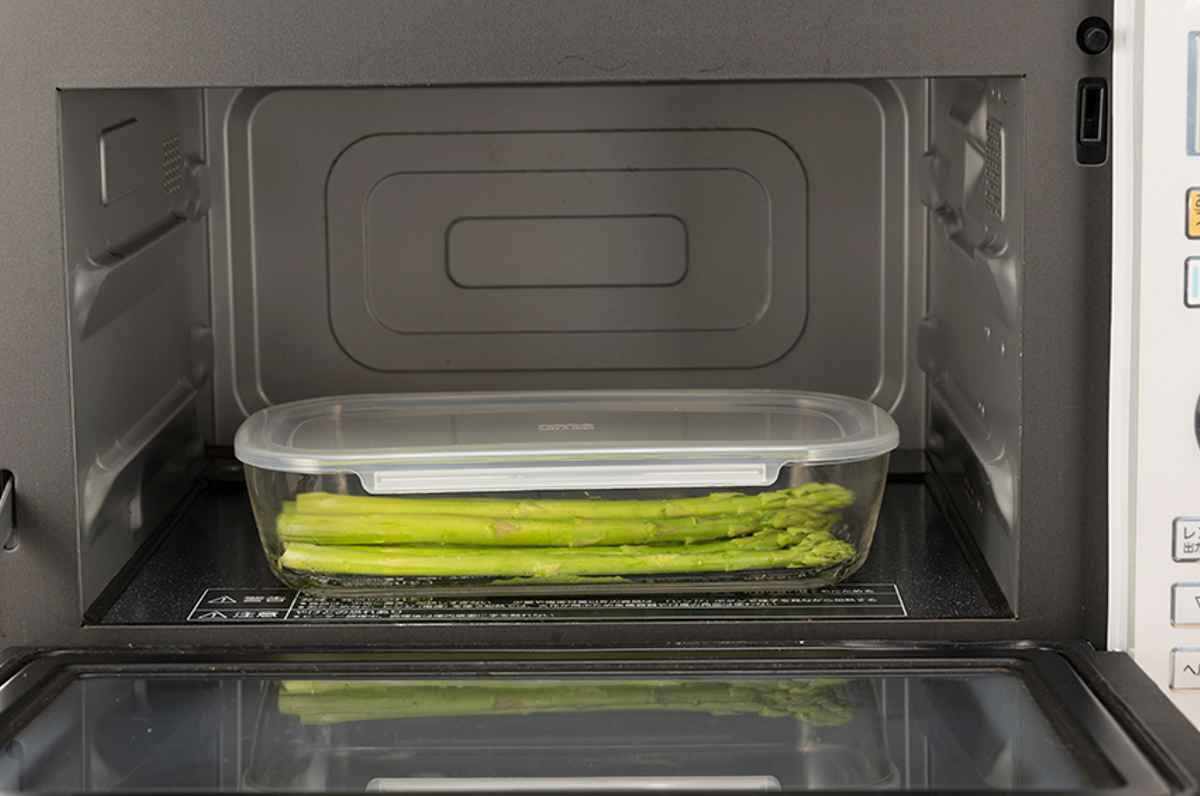 ハリオ 保存容器 900ml 耐熱ガラス製保存容器 角型 ( HARIO 耐熱ガラス ガラス 電子レンジ対応 食洗機対応 オーブン対応 日本製 耐熱容器 保存 容器 食品保存 ガラス容器 キャニスター ガラス保存容器 0.9L )