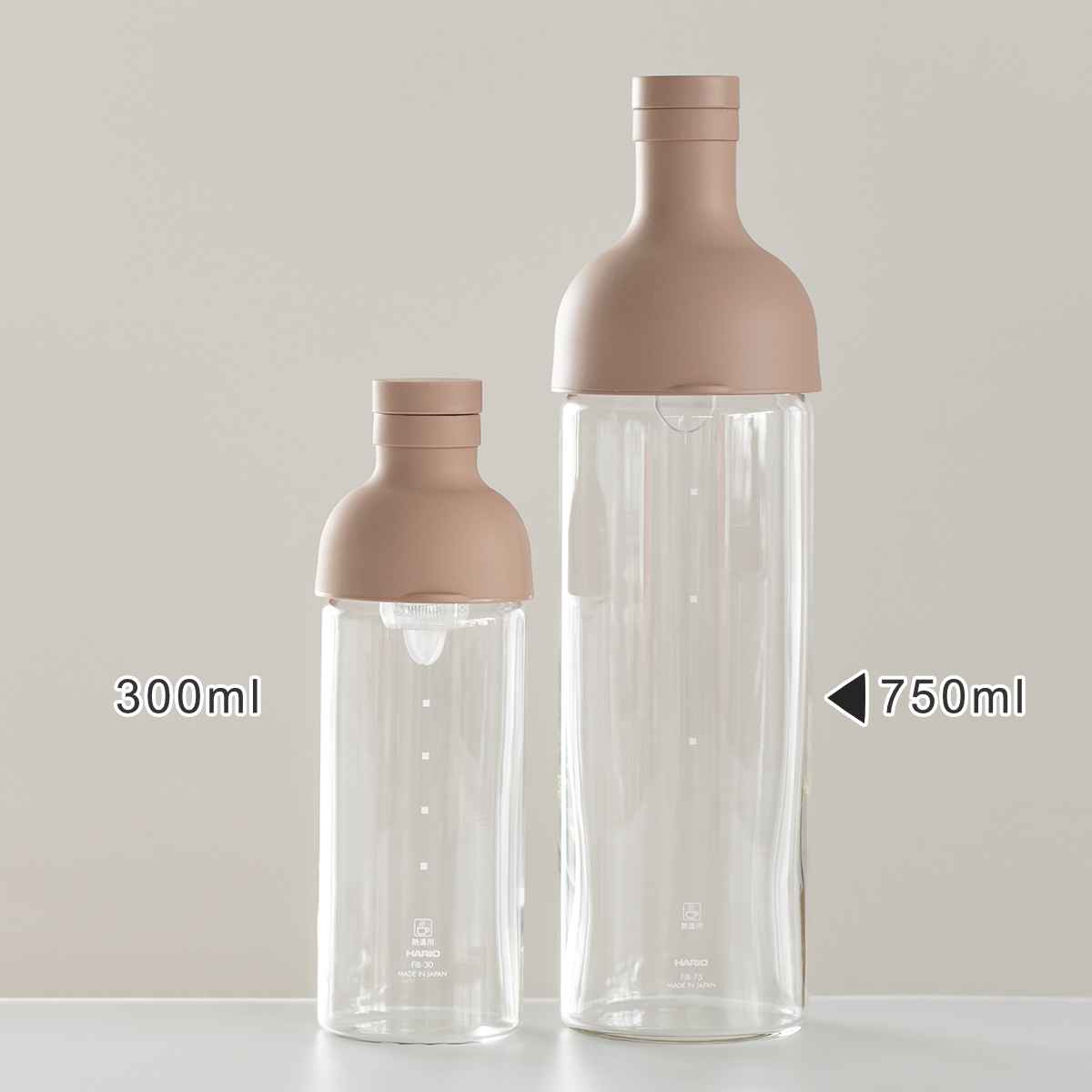 ハリオ フィルターインボトル 750ml Filter-in Bottle Portable 耐熱ガラス FIB-75 ( HARIO 食洗機対応 冷水筒 水差し 麦茶ポット 水さし 冷水ポット ガラス製 熱湯 スリム ストレーナー付き 茶こし付き 茶漉し ガラス ) 【スモーキーピンク】 スモーキーピンク