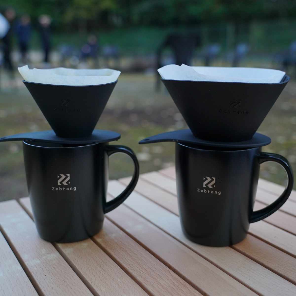 ドリッパー ハリオ V60フラットドリッパー01 1~2杯用 Zebrang ( HARIO 折り畳み 持ち運び コーヒー コーヒードリッパー 日本製 折りたたみ コンパクト シリコン製 1杯 2杯 ハンドドリップ アウトドア )