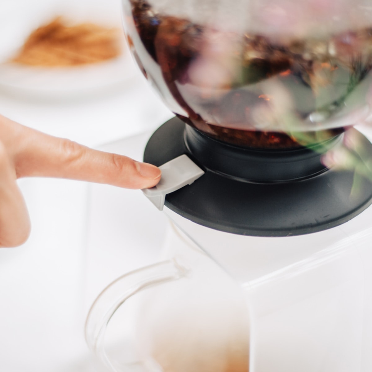 ハリオ ティードリッパー 800ml ラルゴ 耐熱ガラス ( 食洗機対応 ティー ドリッパー ティーグッズ ティー用品 紅茶 ハーブティー お茶 ティーウェア お茶用品 専用 おしゃれ )