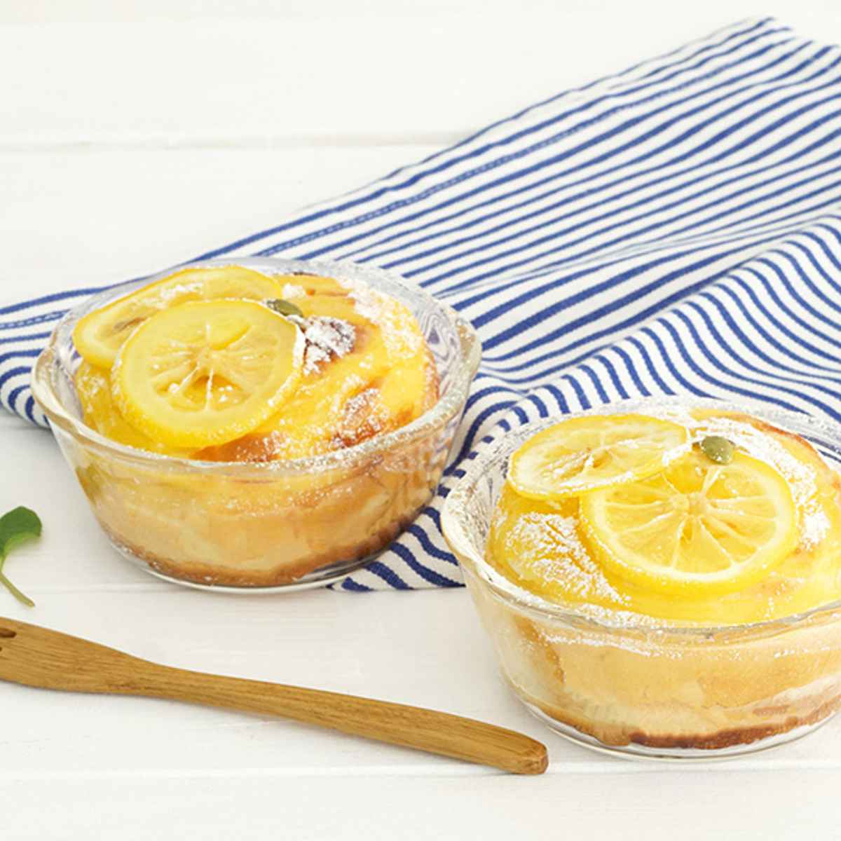 ハリオ スイーツボウル 12cm 耐熱ガラス ( HARIO 食洗機対応 電子レンジ対応 オーブン対応 ボウル デザートボウル 耐熱皿 耐熱ガラス製 フルーツ デザート お菓子作り サラダ おしゃれ )