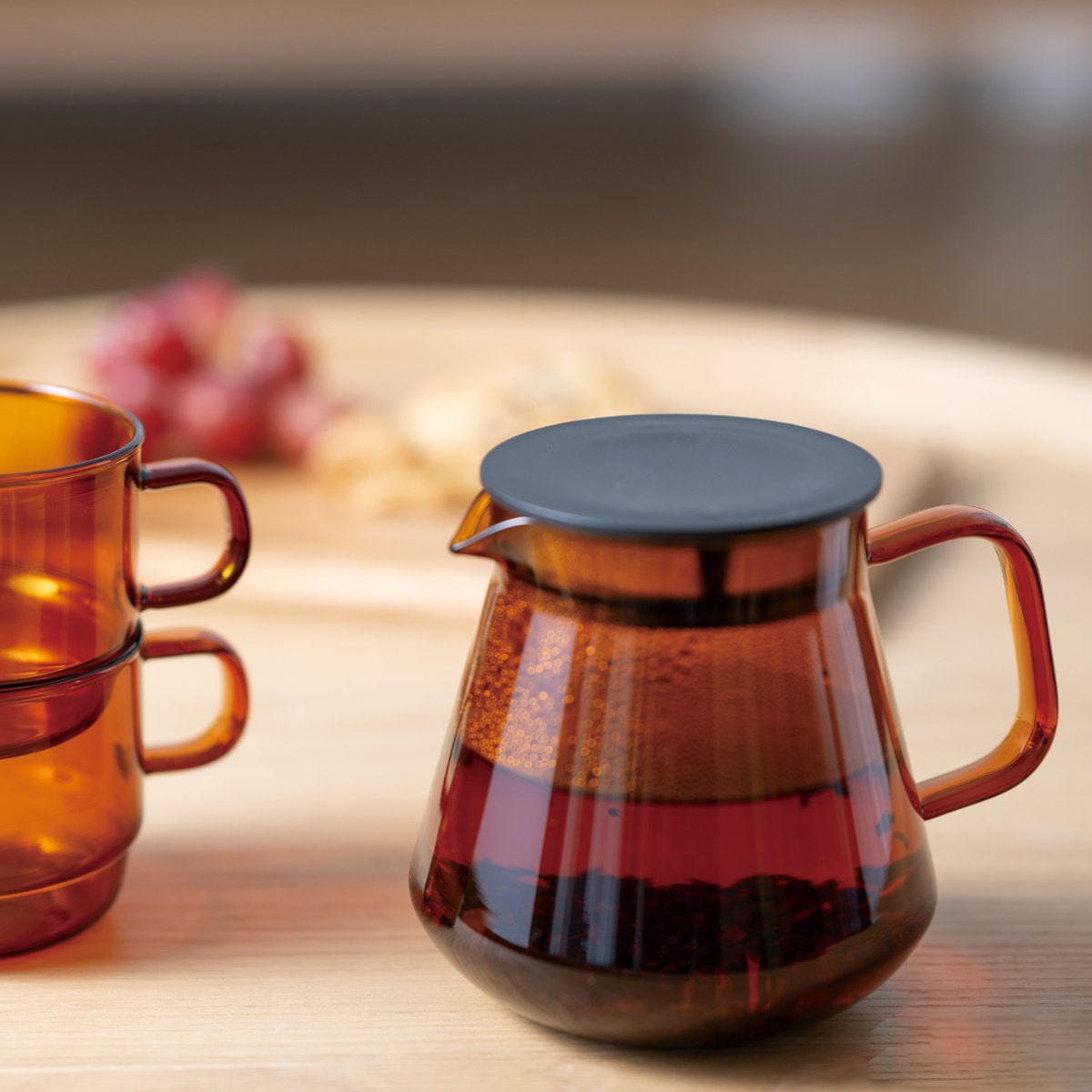 ハリオ ティー&コーヒーサーバー 600ml HARIO COLORS 耐熱ガラス ( 電子レンジ対応 ティーサーバー コーヒーサーバー ティーポット 紅茶 ティー コーヒー 珈琲 お茶 ガラス アイス ホット 耐熱 メッシュフィルター付き おしゃれ ) 【アンバー】 アンバー