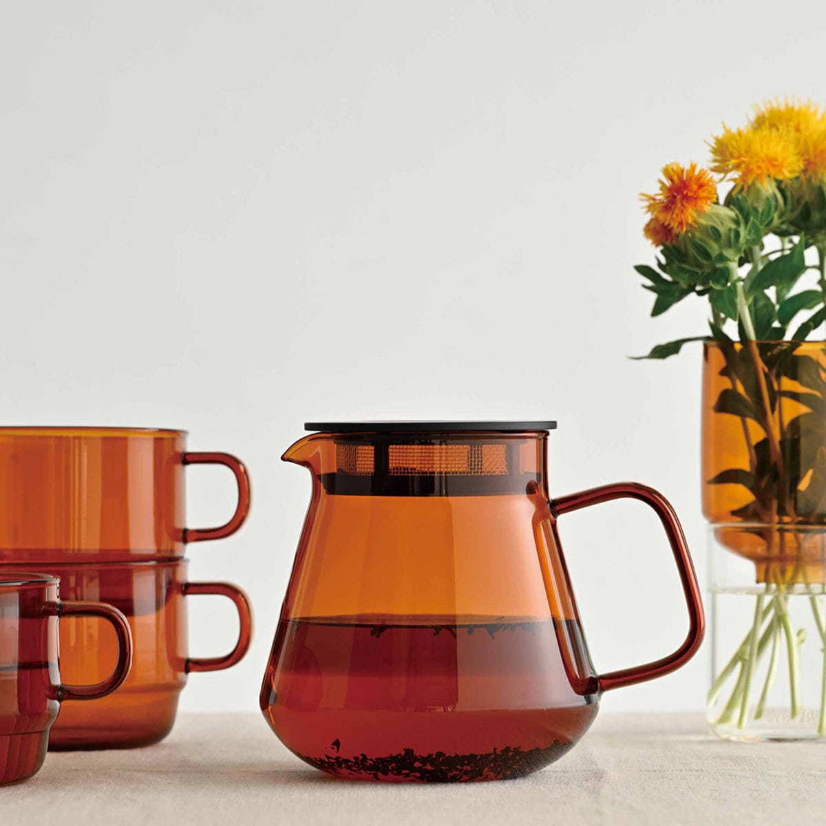 ハリオ ティー&コーヒーサーバー 600ml HARIO COLORS 耐熱ガラス ( 電子レンジ対応 ティーサーバー コーヒーサーバー ティーポット 紅茶 ティー コーヒー 珈琲 お茶 ガラス アイス ホット 耐熱 メッシュフィルター付き おしゃれ ) 【アンバー】 アンバー
