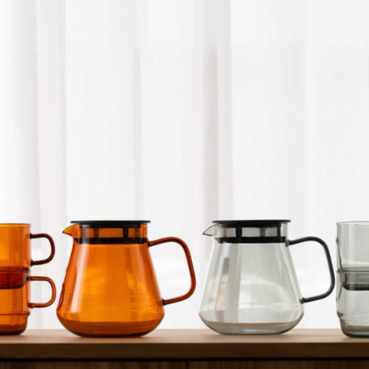 ハリオ ティー&コーヒーサーバー 600ml HARIO COLORS 耐熱ガラス ( 電子レンジ対応 ティーサーバー コーヒーサーバー ティーポット 紅茶 ティー コーヒー 珈琲 お茶 ガラス アイス ホット 耐熱 メッシュフィルター付き おしゃれ ) 【アンバー】 アンバー