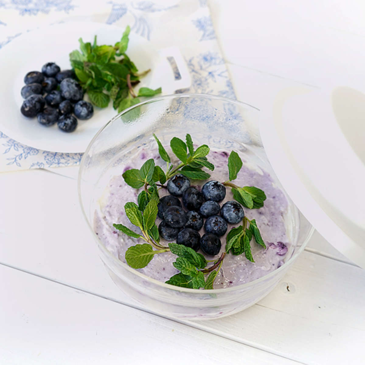 HARIO ハリオ 電子レンジ調理器 蒸し器 ガラスのレンジ蒸し器 ( レンジ調理器 レンジ調理 ガラス製 電子レンジ調理 ボウル 蒸し皿 食洗機対応 蒸し料理 電子レンジ料理 蒸し 蒸す 便利 下ごしらえ ザル 水切りざる 時短 手軽 簡単 )