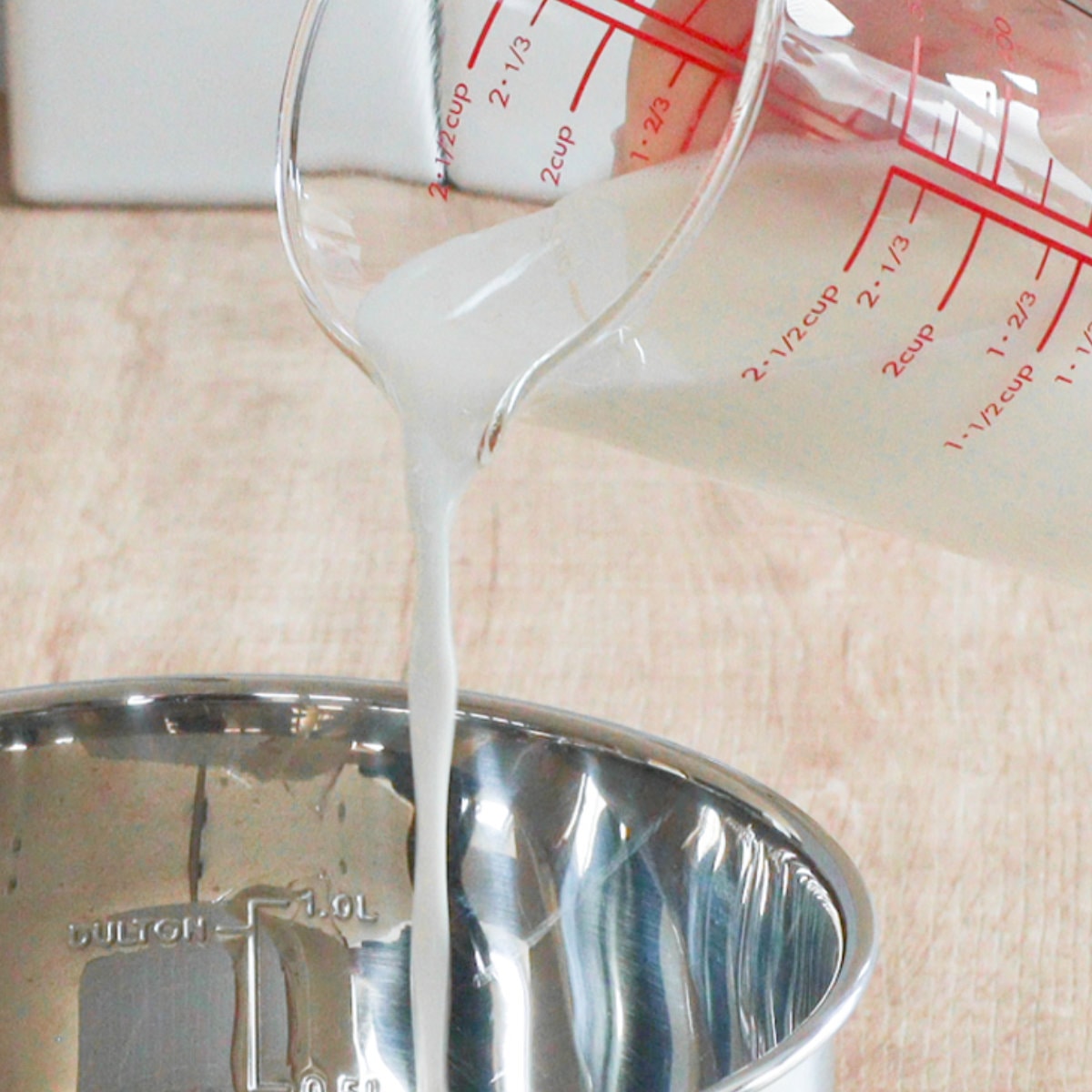 HARIO ハリオ メジャーカップ 500ml 耐熱ガラス ( 計量コップ メジャーコップ 熱湯OK 500cc ガラス製 電子レンジ対応 食洗機対応 レンジOK 計量器具 目盛り メモリ付き 両面メモリ 粉もはかれる 取っ手なし 下ごしらえ )