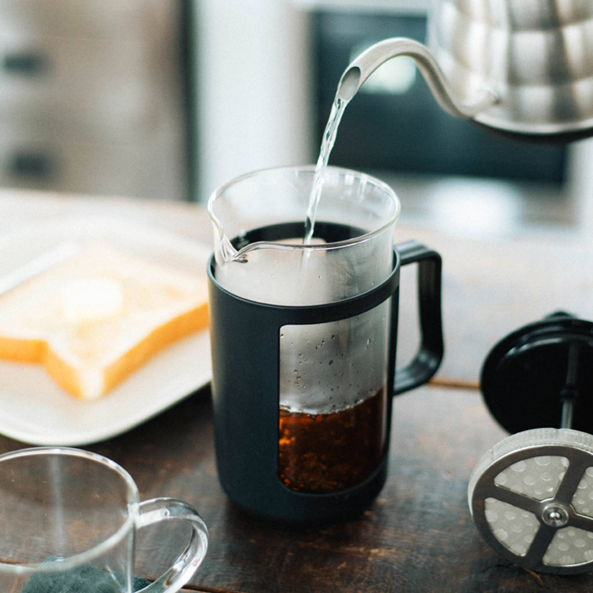 HARIO ハリオ コーヒープレス カフェプレス・U ( 600ml 4杯分 プレス式 コーヒーメーカー 耐熱ガラス 食洗機対応 日本製 コーヒー 紅茶 ティープレス ドリッパー ペーパーレス おしゃれ カフェ スタイリッシュ アウトドア )