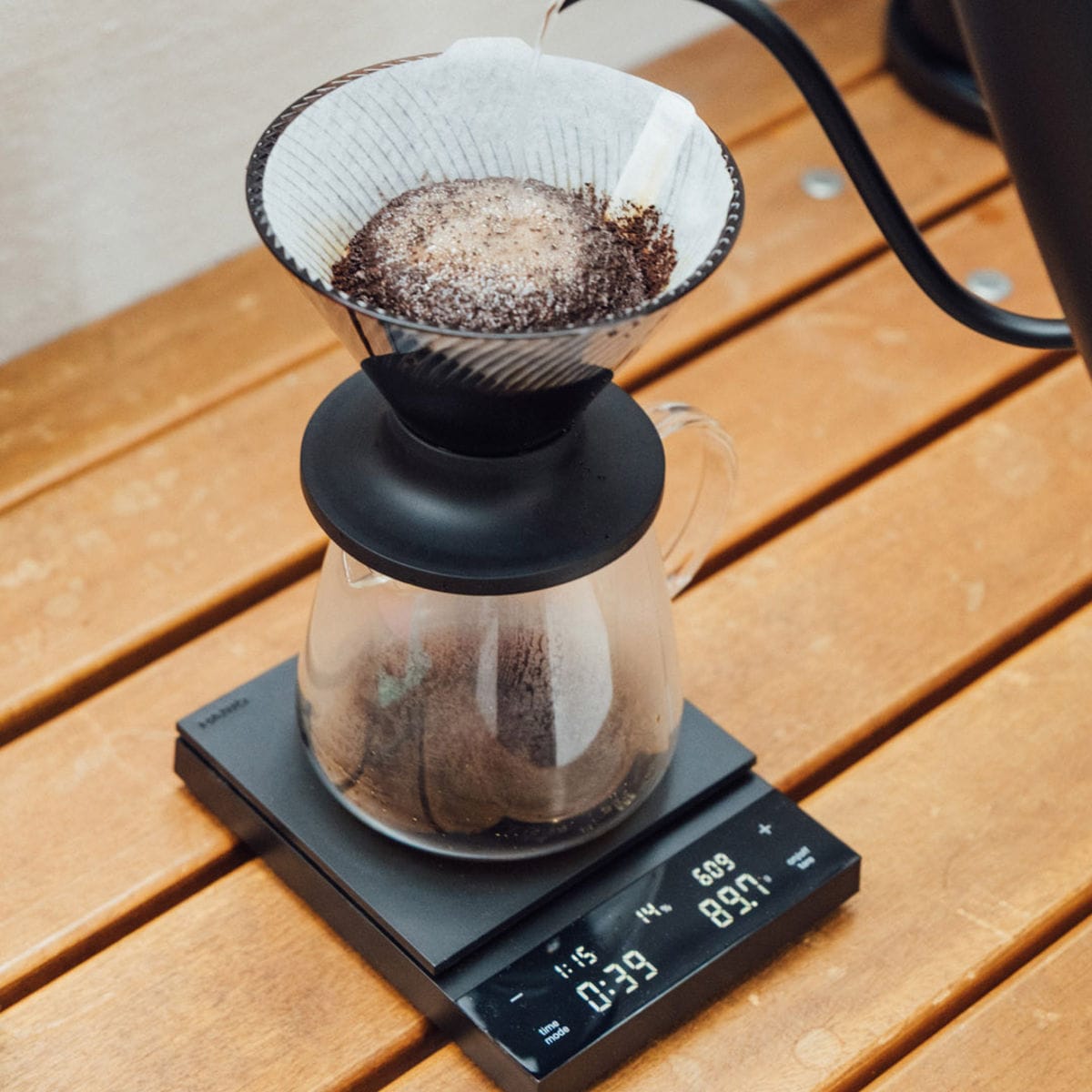 HARIO ハリオ V60ドリッパーNEO 01 ( 1~2杯用 食洗機対応 V60 コーヒー ドリッパー ハンドドリップ ドリップコーヒー ドリップ 日本製 おしゃれ シンプル 樹脂 トライタン )
