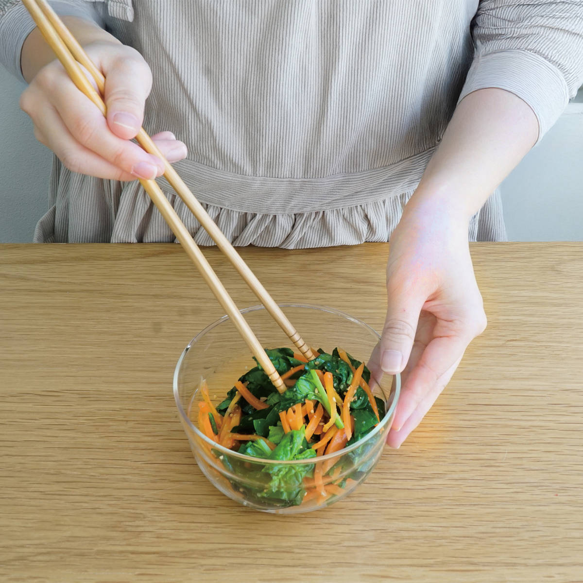 HARIO ハリオ 保存容器 ボウルップ 耐熱ガラス保存ボウル 650 ( ボウル 耐熱ガラス ガラス 電子レンジ対応 食洗機対応 オーブン対応 日本製 耐熱容器 蓋つき 保存 容器 食品保存 ガラス容器 ガラス保存容器 BPAフリー フタ )