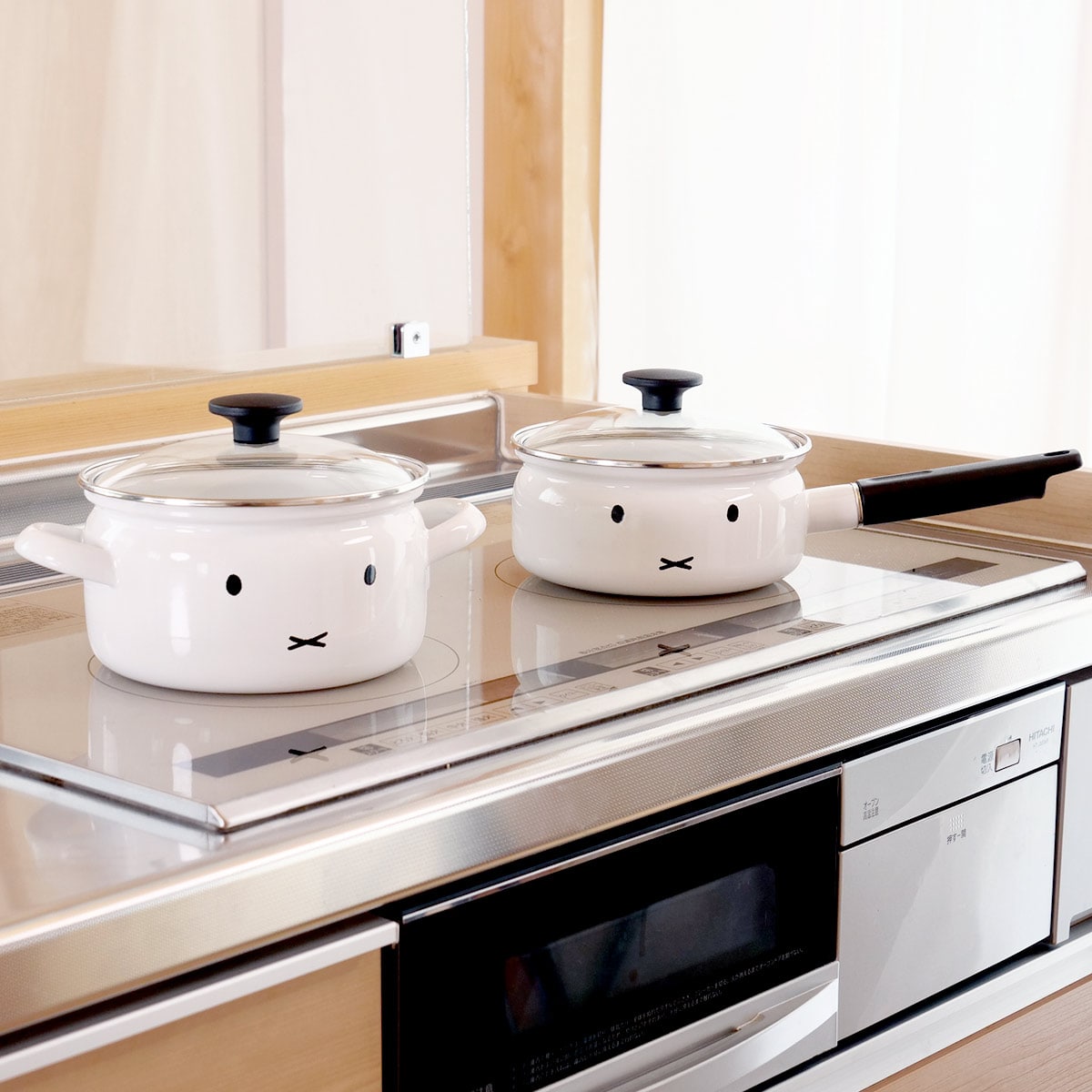 片手鍋 18cm IH対応 富士ホーロー ミッフィーフェイス ( ガス火対応 片手なべ ホーロー鍋 琺瑯鍋 ほうろう鍋 ガラス蓋付き 18センチ 鍋 なべ ガラス蓋 おしゃれ 琺瑯製 HoneyWere ハニーウェア ミッフィー )