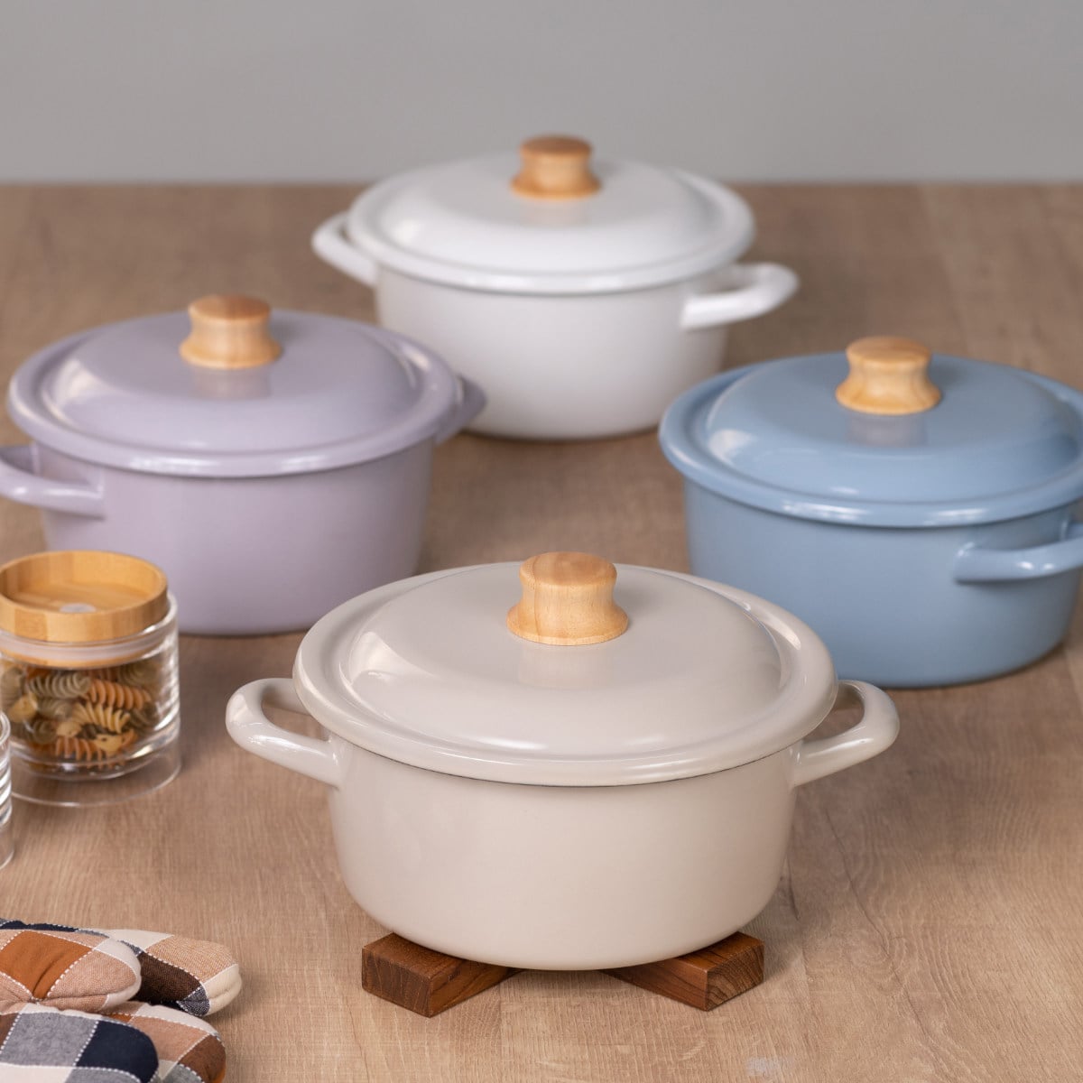 キャセロール 20cm IH対応 Cotton Plus 富士ホーロー Honey Ware ( ハニーウェア ガス火対応 両手鍋 琺瑯鍋 20センチ オーブン対応 ホーローココット ほうろう鍋 蓋付き 注ぎ口 目盛り付き 両手なべ 調理器具 おしゃれ ) 【アッシュブルー】 アッシュブルー