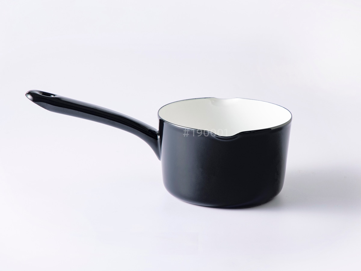 片手鍋 ミルクパン 12cm IH対応 ホーロー鍋 富士ホーロー 匠 ( ガス火対応 ソースパン オーブン対応 12センチ 片手なべ ほうろう鍋 琺瑯鍋 両口鍋 小鍋 ホーロー 鍋 ミニ おしゃれ ) 【鉄黒】 鉄黒