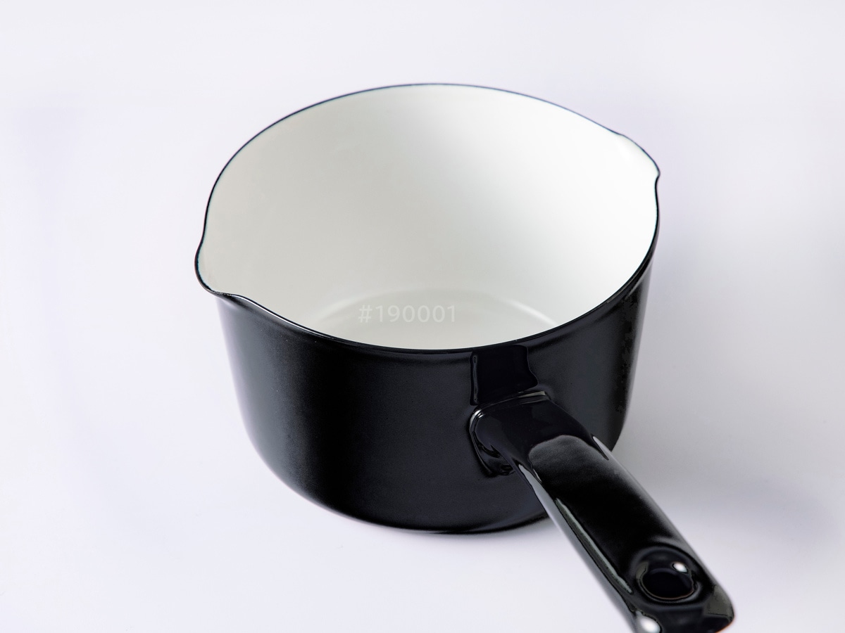 片手鍋 ミルクパン 12cm IH対応 ホーロー鍋 富士ホーロー 匠 ( ガス火対応 ソースパン オーブン対応 12センチ 片手なべ ほうろう鍋 琺瑯鍋 両口鍋 小鍋 ホーロー 鍋 ミニ おしゃれ ) 【鉄黒】 鉄黒