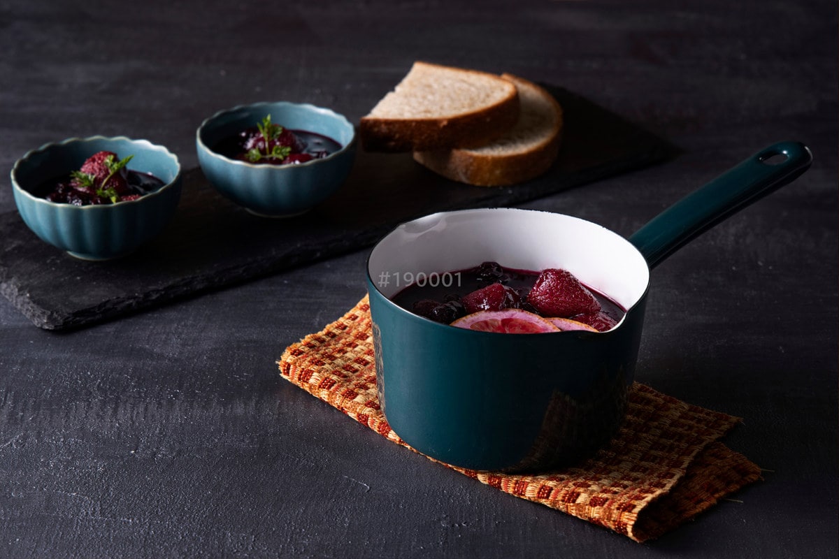 片手鍋 ミルクパン 12cm IH対応 ホーロー鍋 富士ホーロー 匠 ( ガス火対応 ソースパン オーブン対応 12センチ 片手なべ ほうろう鍋 琺瑯鍋 両口鍋 小鍋 ホーロー 鍋 ミニ おしゃれ ) 【鉄黒】 鉄黒