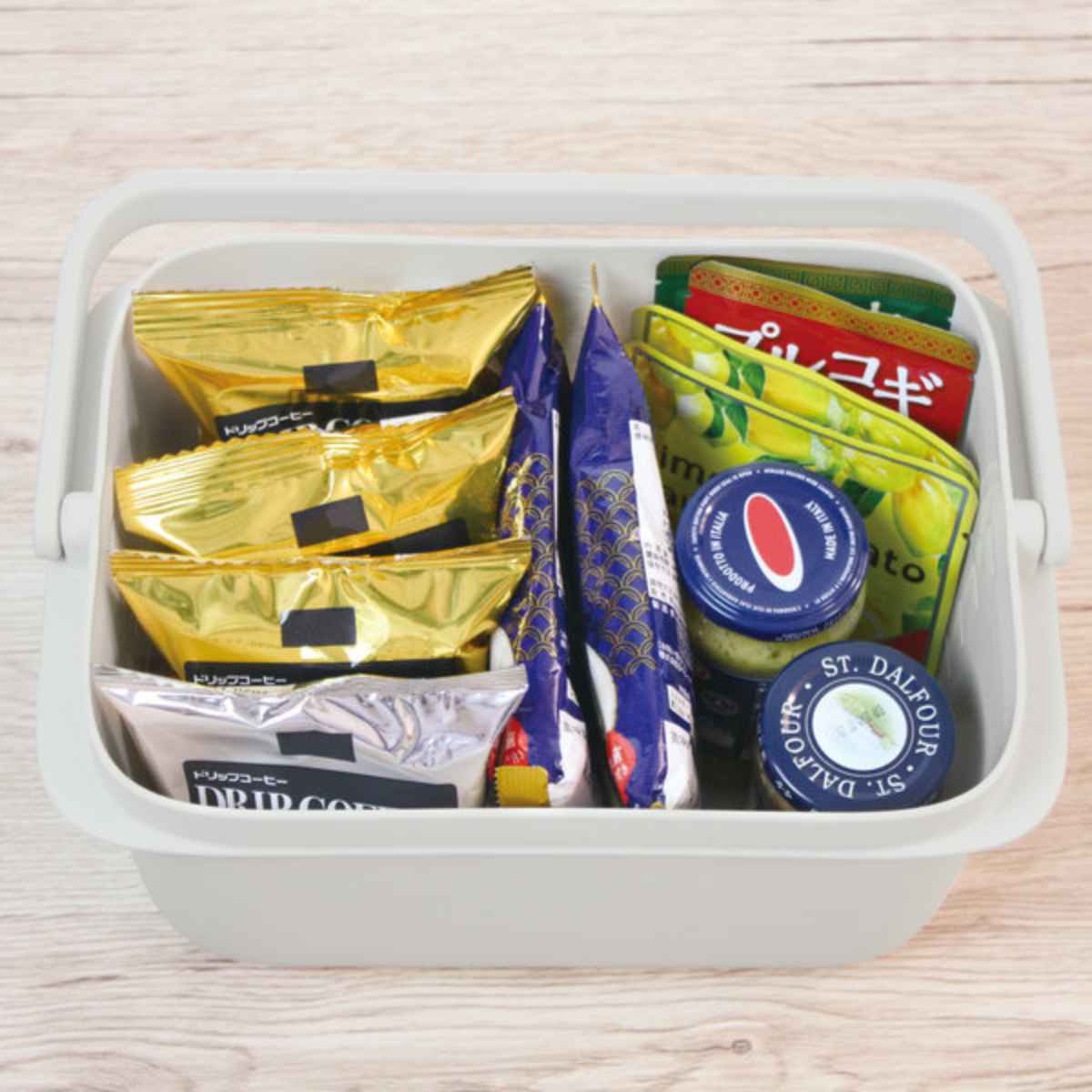 marna マーナ きれいに暮らす。 バケツ W627W ( バケツ 5L ふた付き 角型バケツ ばけつ 蓋付き つけ置き 収納 スクエア シンプル 白 四角 目盛り付き 上靴 靴洗い 洗濯 おしゃれ )