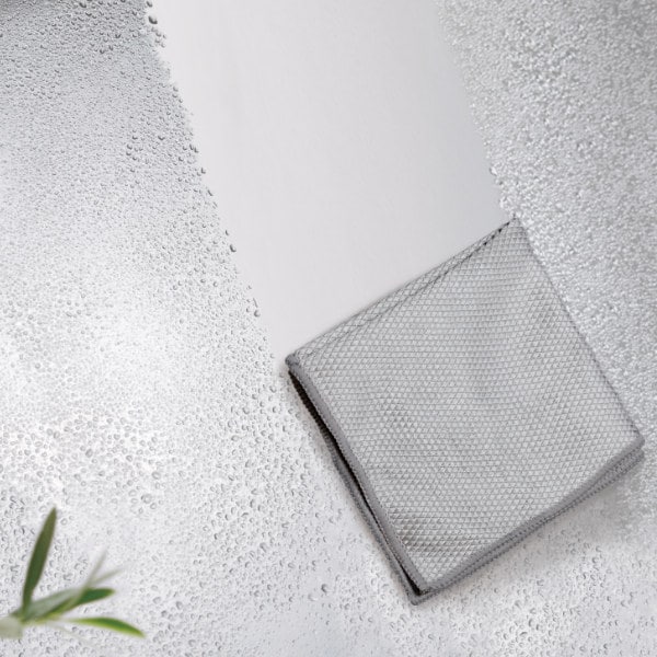 marna マーナ 掃除の達人 ガラス・鏡ピカッとクロス(グレー)W640 ( マイクロファイバー 2枚入り 雑巾 ぞうきん 2枚 ダスター厚手 ふきん 布巾 掃除 シンプル グレー 拭き掃除 窓そうじ 鏡 かがみ 磨き ミラー 鱗 汚れ )