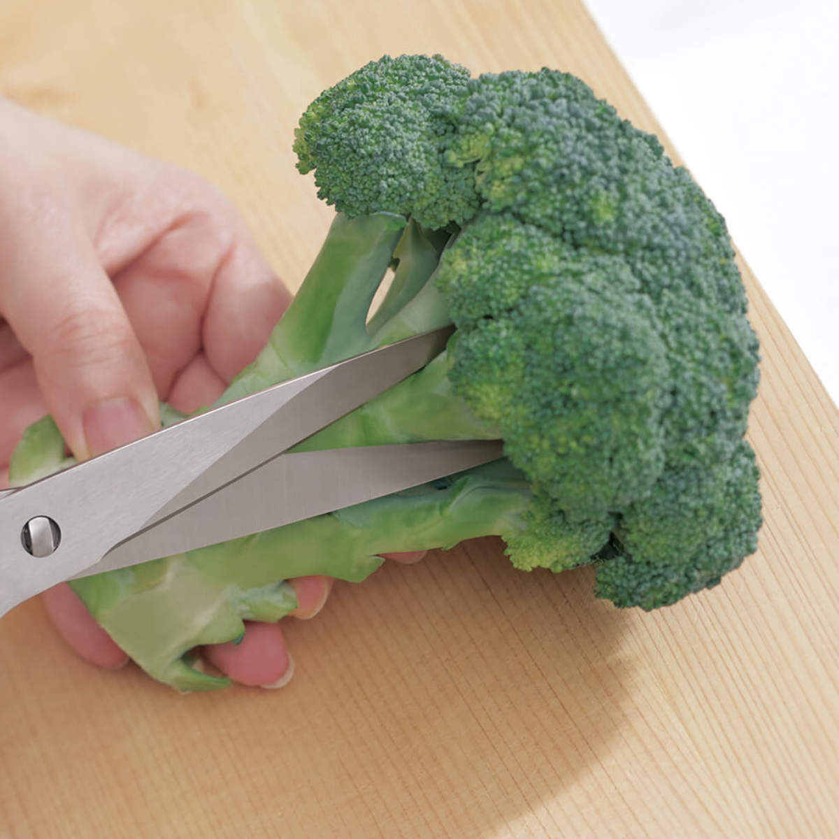 marna マーナ 料理のハサミ K747 ( キッチンバサミ 食洗機対応 キッチンハサミ キッチンはさみ キッチンばさみ 料理バサミ 分解 お手入れ簡単 ギザ刃 はさみ ハサミ 鋏 下ごしらえ用品 調理器具 調理用品 )