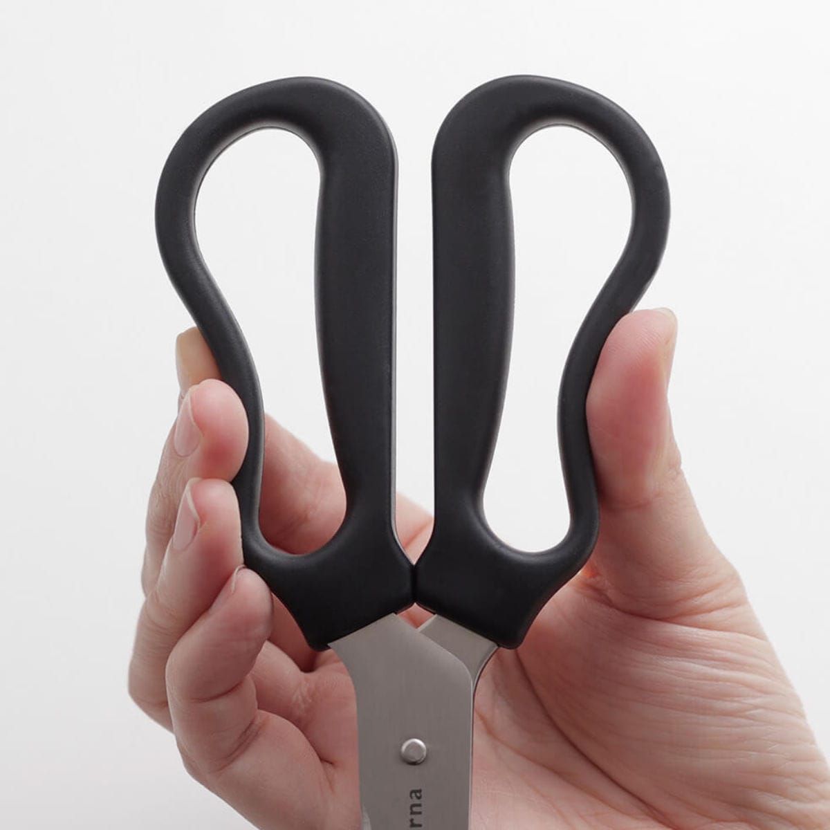 marna マーナ 料理のハサミ K747 ( キッチンバサミ 食洗機対応 キッチンハサミ キッチンはさみ キッチンばさみ 料理バサミ 分解 お手入れ簡単 ギザ刃 はさみ ハサミ 鋏 下ごしらえ用品 調理器具 調理用品 )