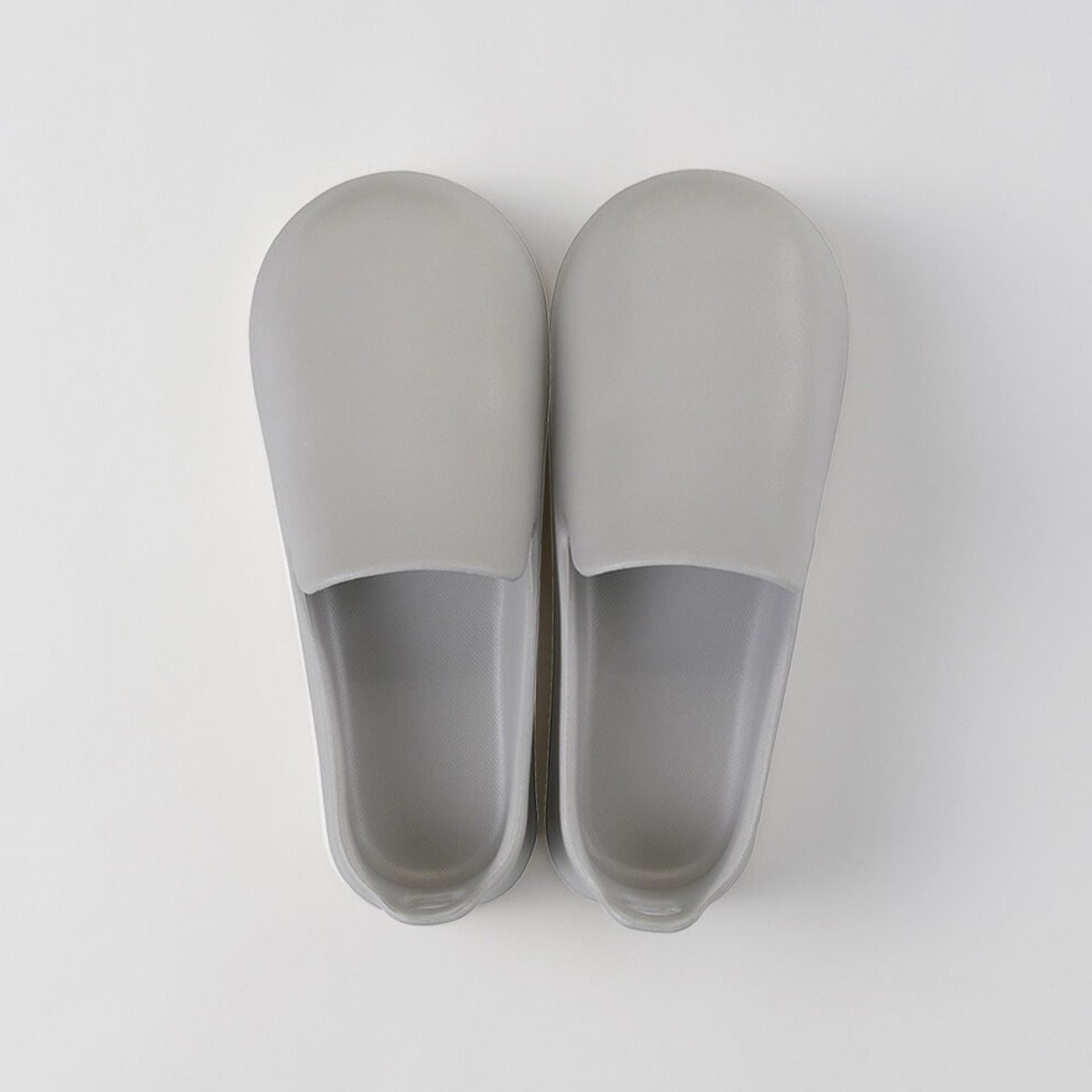 marna マーナ きれいに暮らす。 お風呂のスリッパ W608 ( バスシューズ バスブーツ お風呂 スリッパ サンダル お風呂掃除 掃除道具 掃除 風呂 バス 収納 掛ける 吊る バススリッパ お風呂ブーツ バスサンダル ) 【グレー】 グレー