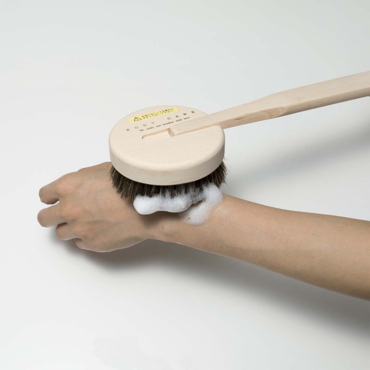 marna マーナ ひのきボディブラシ長柄(馬毛) B662 ( ボディブラシ ボディーブラシ 背中ブラシ ハンドブラシ 天然木 ボディウォッシュ ブラシ ソフト ボディケア スキンケア ブラッシング 天然素材 )