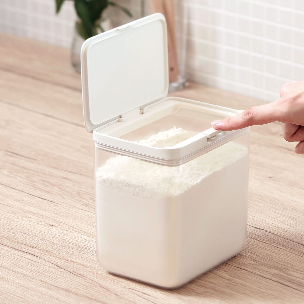 marna マーナ GOODLOCKCONTAINER 保存容器 ワイドトール K761 2個セット ( グッドロックコンテナ 2L パッキン付き 2個セット 密閉 プラスチック キャニスター 調味料入れ 積み重ね スタッキング シンク下 ワンタッチ 軽量 ) 【ホワイト】 ホワイト