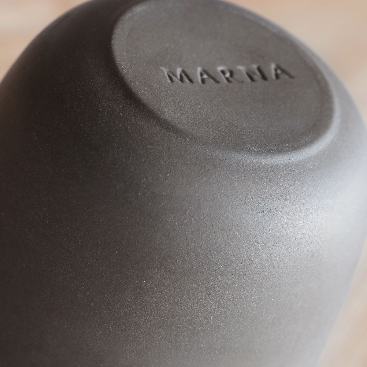 marna マーナ Readyto コーヒーかす消臭ポット K770BK ( 消臭剤 コーヒー リサイクル 消臭 ポット 冷蔵庫 下駄箱 玄関 リビング シンプル 再利用 エコ コーヒーカス 臭い インテリア おしゃれ )