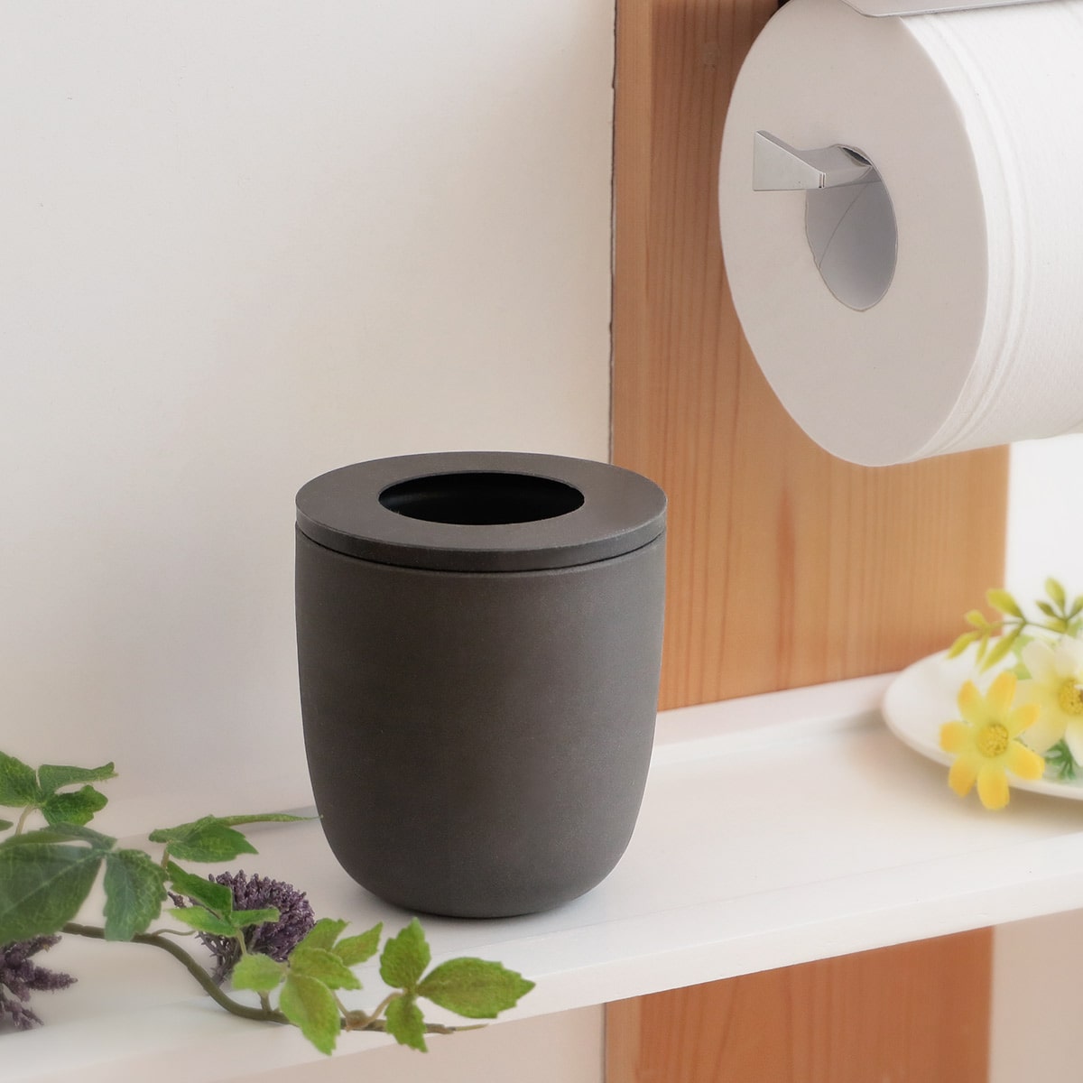 marna マーナ Readyto コーヒーかす消臭ポット K770BK ( 消臭剤 コーヒー リサイクル 消臭 ポット 冷蔵庫 下駄箱 玄関 リビング シンプル 再利用 エコ コーヒーカス 臭い インテリア おしゃれ )