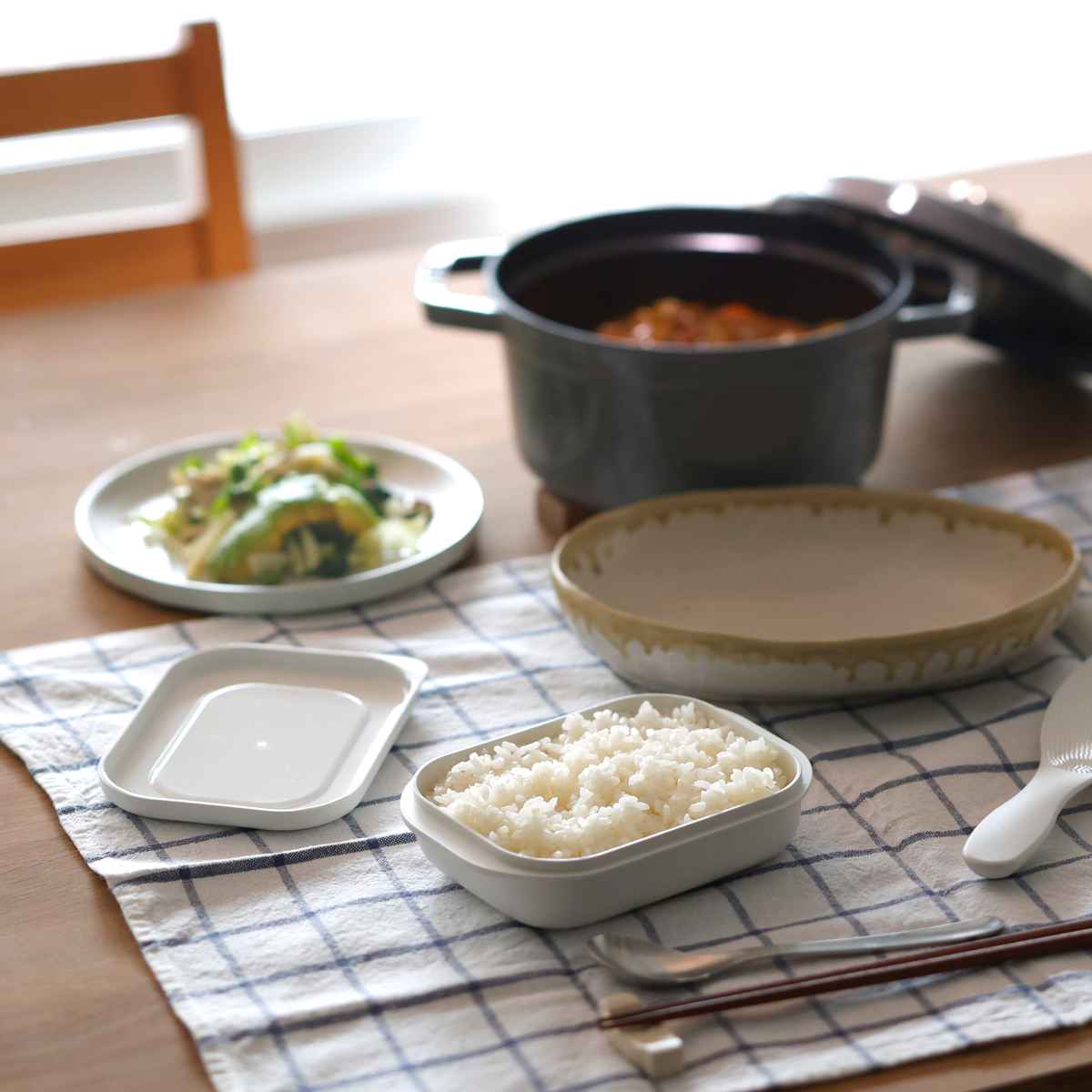 marna マーナ 極 冷凍ごはん容器 大 K783 ( 保存容器 日本製 食洗機対応 電子レンジ対応 冷凍ご飯容器 冷凍保存 大盛り 冷凍 ふっくら お弁当 お米 ごはん ご飯 米 容器 小分け 保存 炊き立てごはん 炊き立てご飯 )