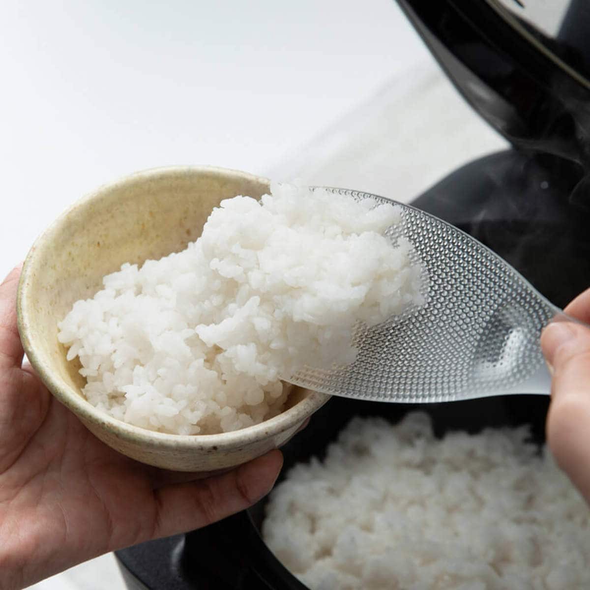 marna マーナ 極しゃもじ プレミアム K674 ( 食洗機対応 しゃもじ シャモジ 杓文字 くっつきにくい つかない エンボス加工 白米 ご飯 先端が浮く 衛生的 クリア 透明 キッチンツール )