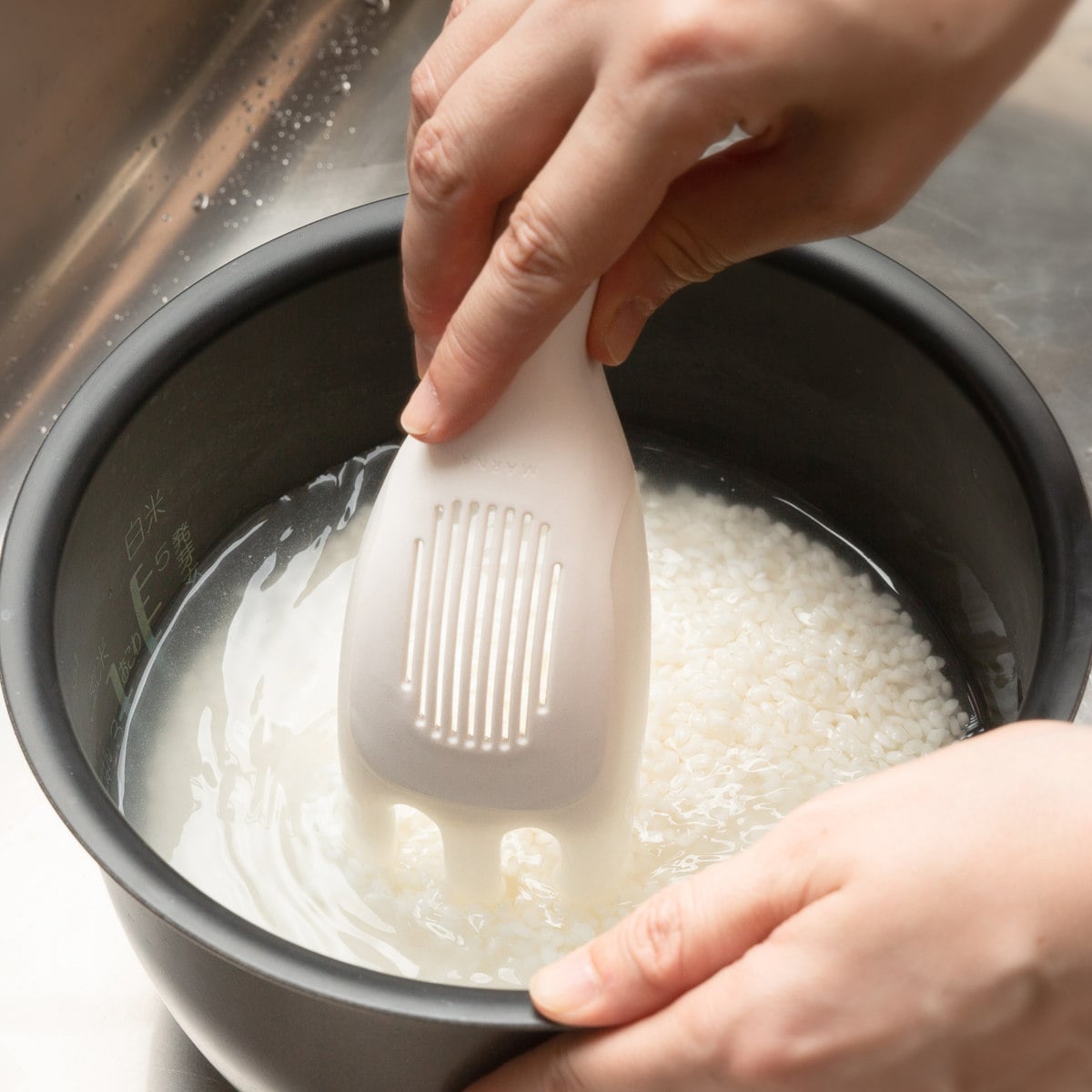 marna マーナ 極 お米とぎ K679 ( 米研ぎ 米とぎ 米洗い 米研ぎ器 食洗機対応 米とぎ器 洗米器 お米 コメ キッチンツール 下ごしらえ キッチン用品 キッチン小物 )