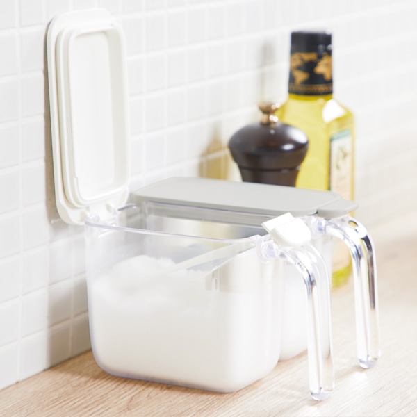marna マーナ GOODLOCKCONTAINER 調味料ポット K736 ( グッドロックコンテナ 370ml 調味料ケース 砂糖入れ 塩入れ 小さじスプーン付き シュガーポット スパイス容器 ストッカー ) 【ホワイト】 ホワイト