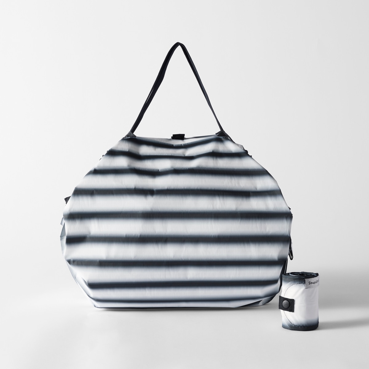 marna マーナ Shupatto コンパクトバッグ M ( シュパット エコバッグ 15L マイバッグ エコバック 買い物バッグ 洗濯可能 マチ広 コンパクト 折りたたみ レジバッグ サブバッグ 買い物袋 バッグ トート ) 【強調ブルー】 強調ブルー