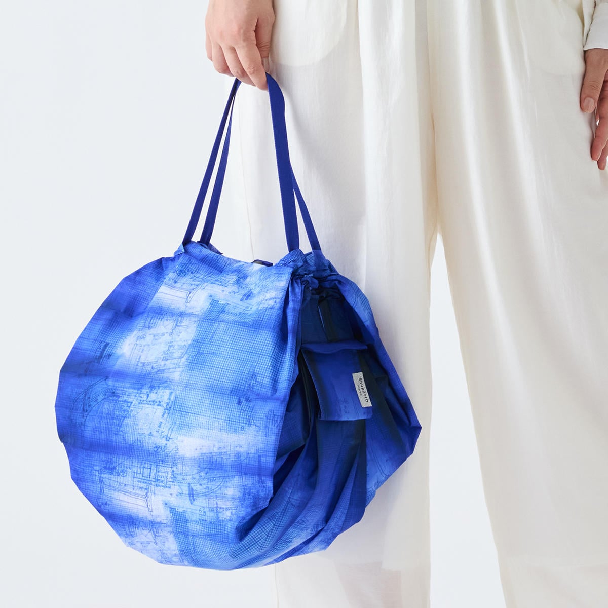 marna マーナ Shupatto コンパクトバッグ M ( シュパット エコバッグ 15L マイバッグ エコバック 買い物バッグ 洗濯可能 マチ広 コンパクト 折りたたみ レジバッグ サブバッグ 買い物袋 バッグ トート ) 【構想ブルー】 構想ブルー