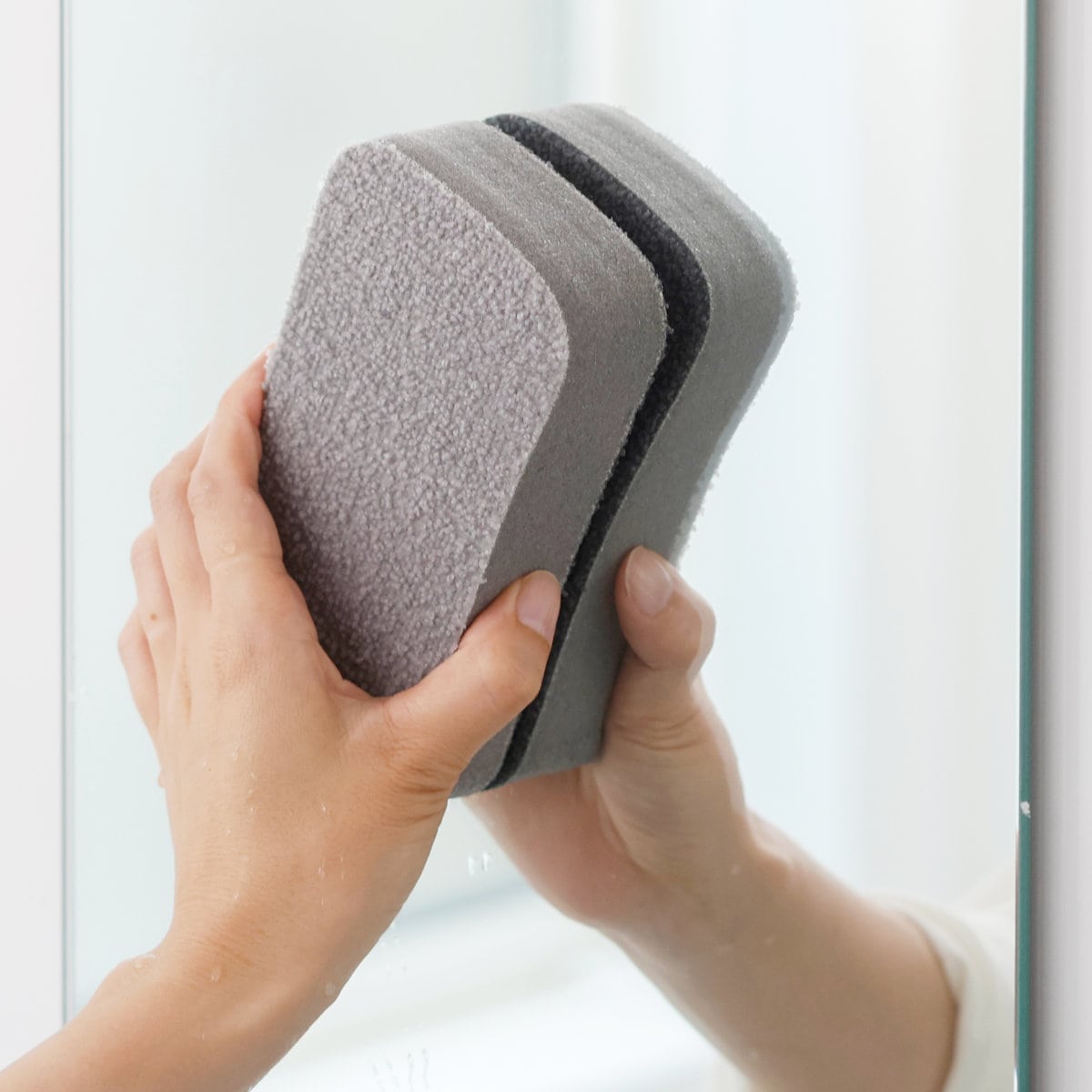 marna マーナ 水ピカ バススポンジ ( お風呂スポンジ 風呂用スポンジ バスタブ スポンジ 日本製 お風呂掃除 浴室掃除 二面 両面 吊り下げ 洗剤不要 水だけ ) 【グリーン】 グリーン