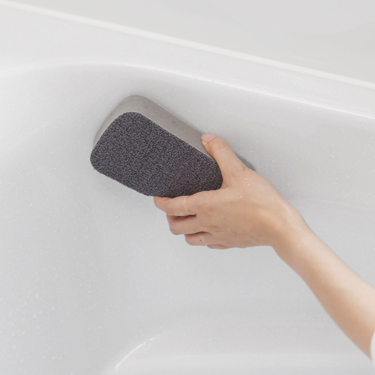 marna マーナ 水ピカ バススポンジ ( お風呂スポンジ 風呂用スポンジ バスタブ スポンジ 日本製 お風呂掃除 浴室掃除 二面 両面 吊り下げ 洗剤不要 水だけ ) 【グリーン】 グリーン