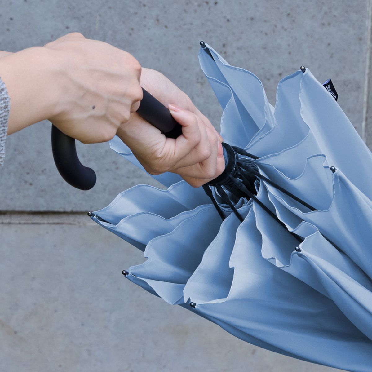 marna マーナ Shupatto アンブレラ 58cm S510B ( 傘 ベルトなしで畳める シュパット レディース メンズ 16本骨 UVカット 晴雨兼用 日傘 雨傘 長傘 車 濡れない 男女兼用 畳まない 軽い 手が濡れない ) 【コバルトブルー】 コバルトブルー