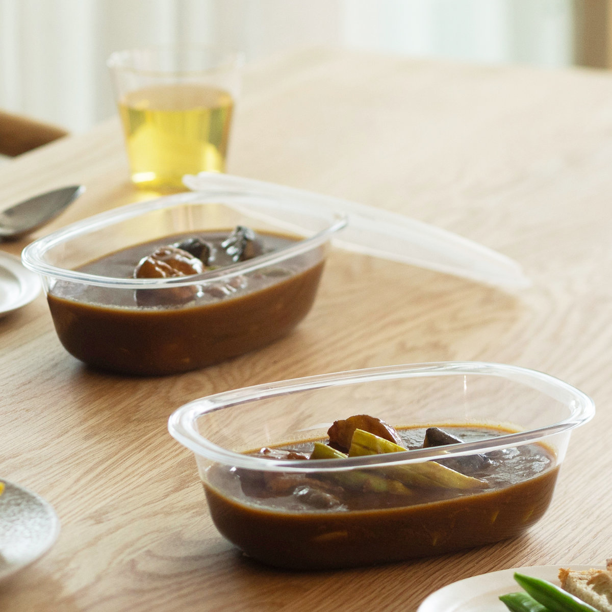 marna マーナ うつわにもなる保存容器 650mL 2個入り K832 ( 密閉 食洗機対応 電子レンジ対応 冷凍 キッチン 積み重ね スタッキング 収納 シンク下 ワンタッチ 保存 容器 軽量 ) 【ダークグレー】 ダークグレー