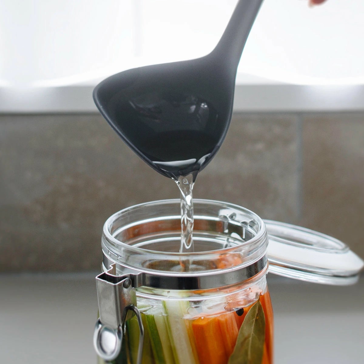 marna マーナ マーナのきほん キッチンツール 3点セット K800 K803 K804 ( お玉 スプーンヘラ ターナー 食洗機対応 シリコン 注ぎやすい レードル 耐熱 おしゃれ かわいい シンプル 滑らない 持ちやすい ) 【ダークグレー】 ダークグレー